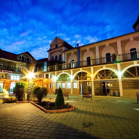 Hotel Apollo Central Sibiu Extérieur photo