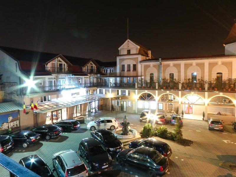 Hotel Apollo Central Sibiu Extérieur photo