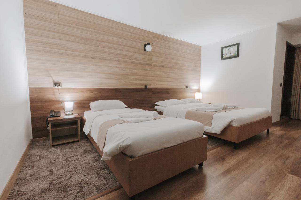 Hotel Apollo Central Sibiu Extérieur photo