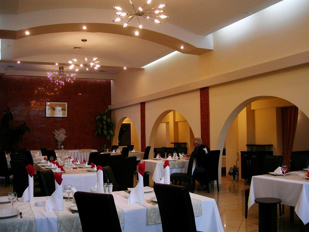Hotel Apollo Central Sibiu Extérieur photo