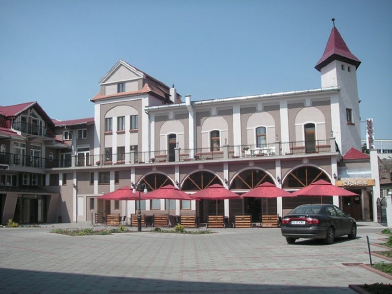 Hotel Apollo Central Sibiu Extérieur photo